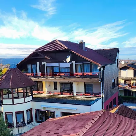 Zi14 Einzelzimmer Schoenblick Mit Eigener Terrasse Сasa de vacaciones Bad Herrenalb